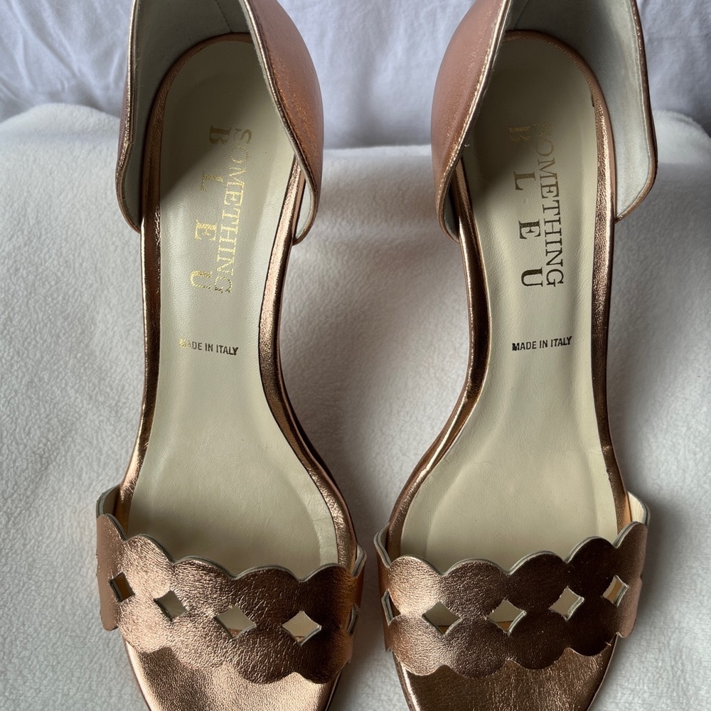 Something Bleu Catherine Rose Gold Metallic Pump size 8.5